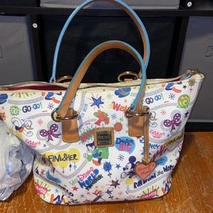 Disney Dooney and Bourke 2014 Run Disney “Parks to Run” satchel